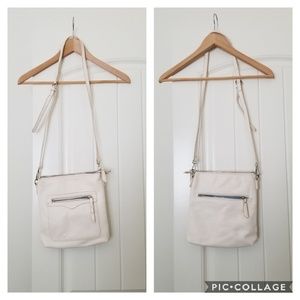 White cross body purse
